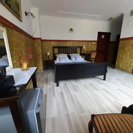 Bed & Breakfast Dworek Bursztynowe Piaski
